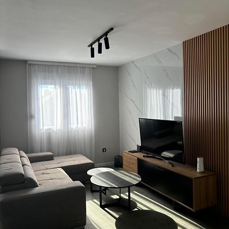 Apartments Luka Kotor Bagian luar foto