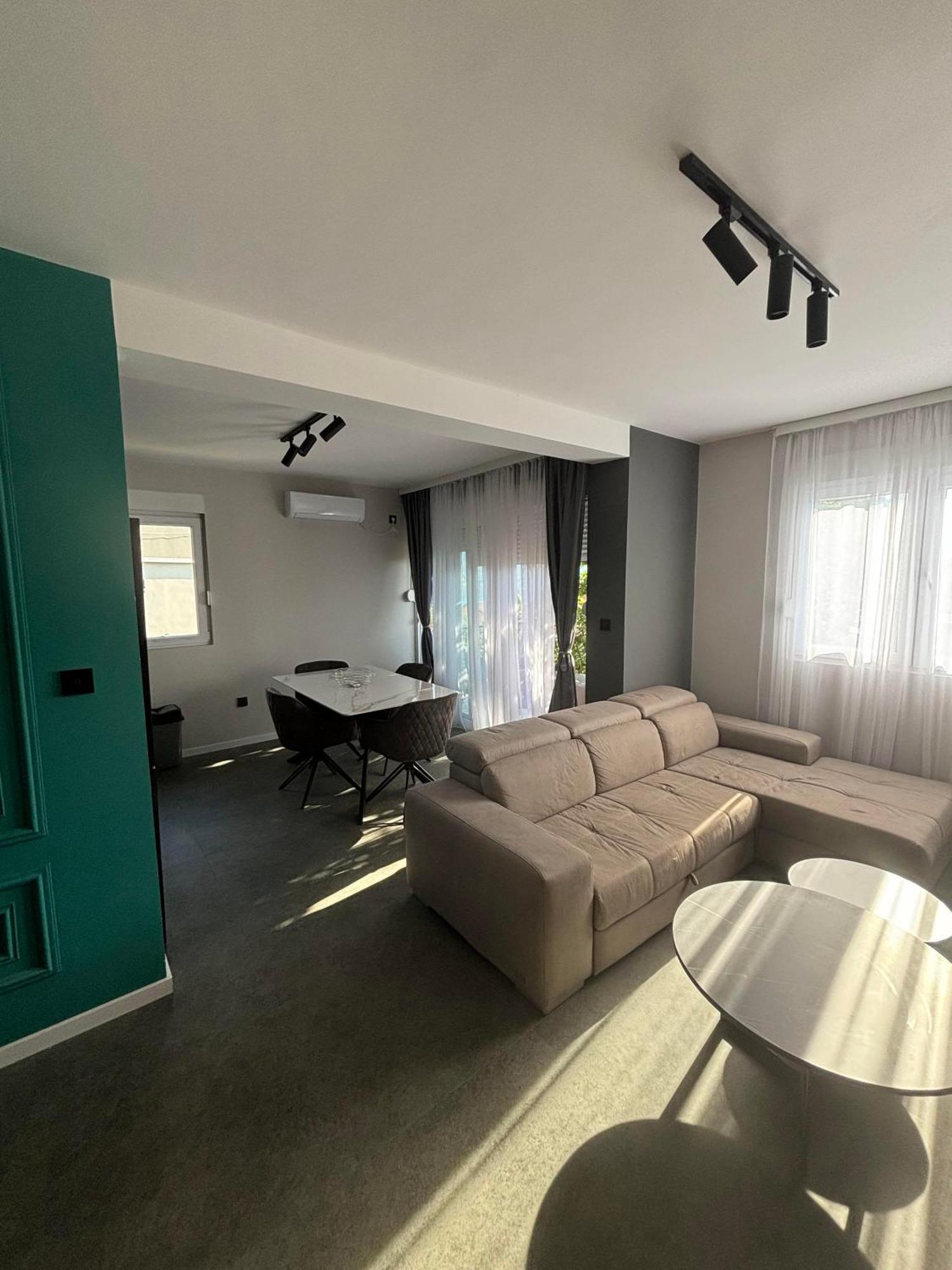 Apartments Luka Kotor Bagian luar foto